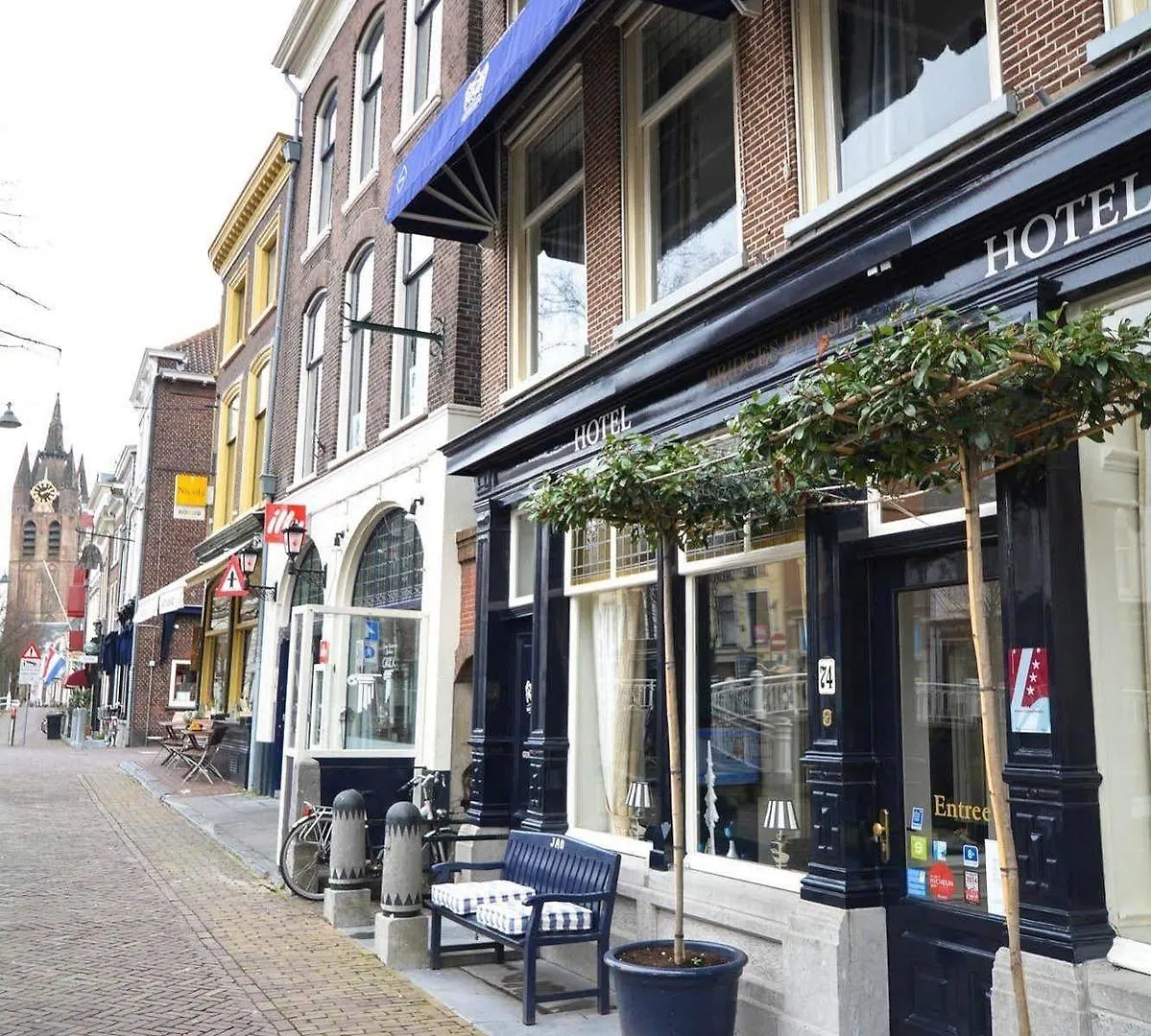 Hotel Bridges House Delft 3*,